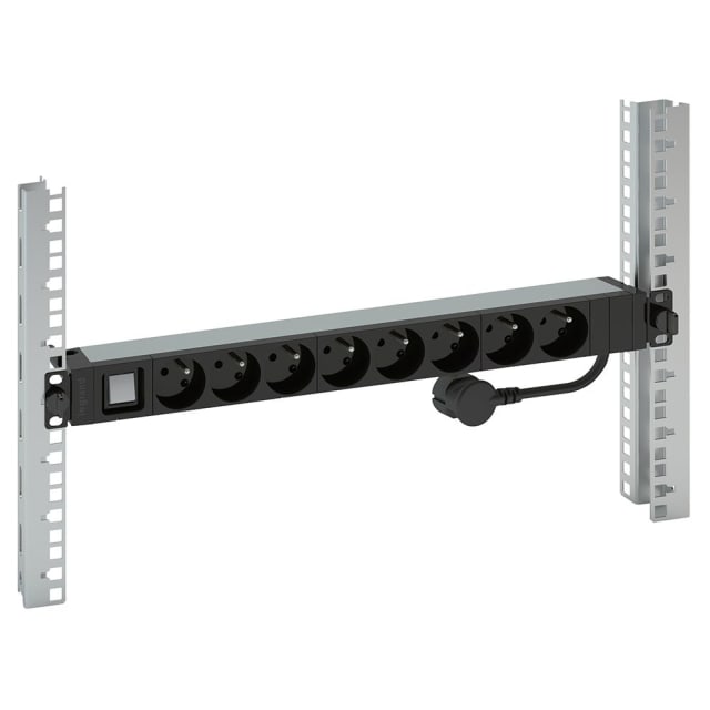 LEGRAND - PDU 19 8 x standard Belge interupteur 3m cordon et fiche - 646822
