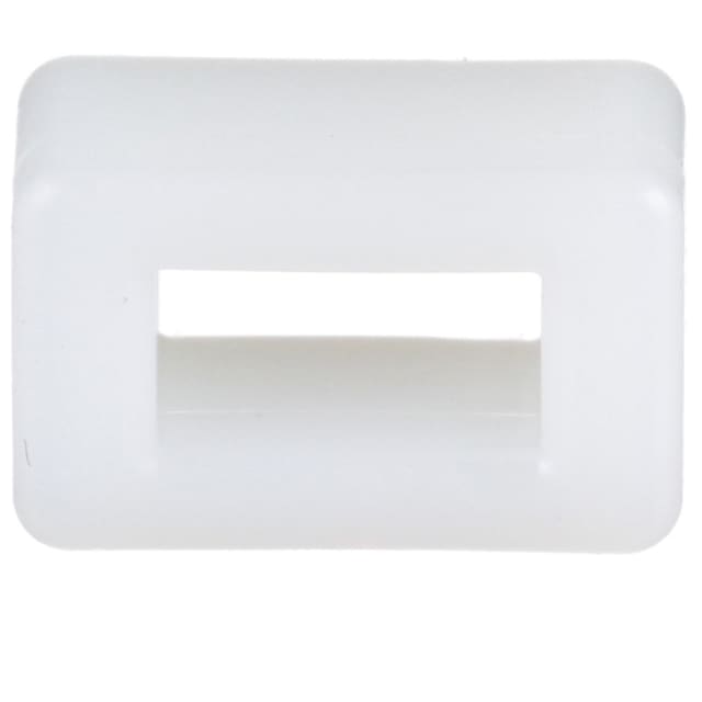 Petite bague blanche rectangulaire avec passage transversal
