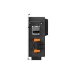 Face arrière noire avec disjoncteur et connecteurs orange
