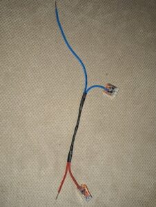 Câble de connexion avec diode pour Mitsubishi 282311-057001, configuration et finitions visibles