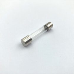 Fusible 60V 5A 6,32 mm, forme et finition du produit visibles