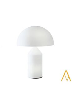 Lampe de table Atollo 237 en verre opalin, forme et finition du produit visibles