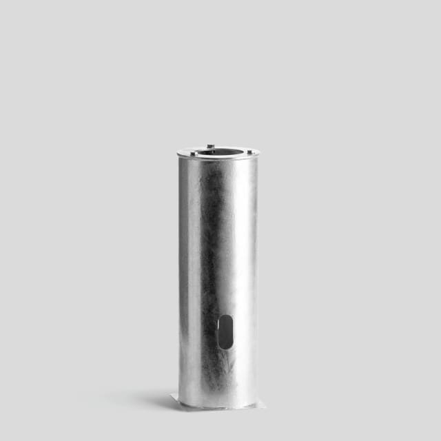 Ancrage métallique cylindrique avec ouverture latérale et bride supérieure à trois points de fixation